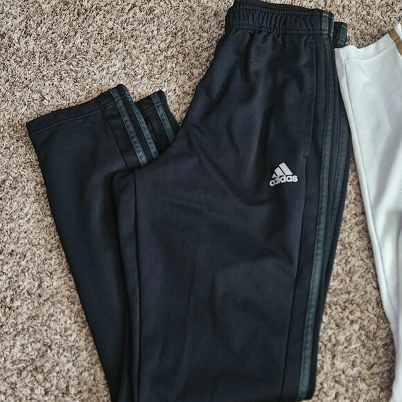 2 pr of Joggers - Adidas Climacool - Med - Picture 3 of 7
